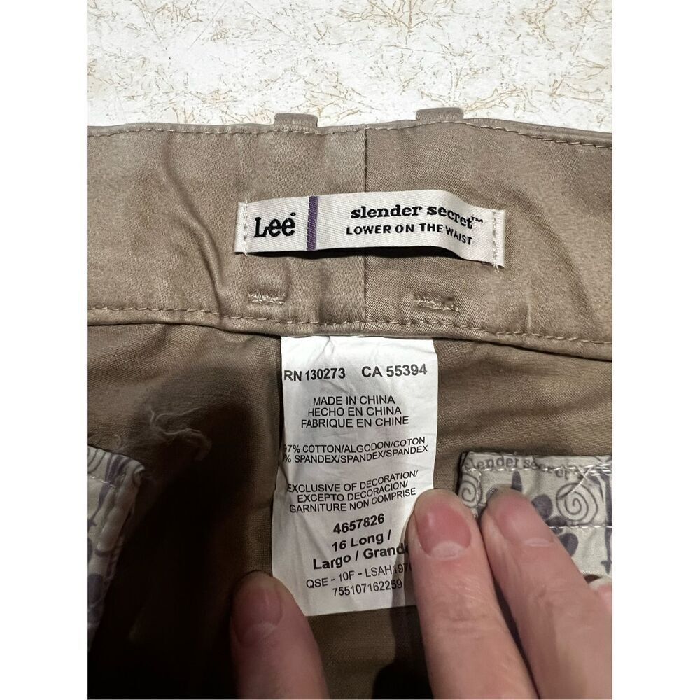 Lee Slender-Straight Leg-Stretch Khaki Pants Sz 16 LONG NWT - Picture 3 of 8